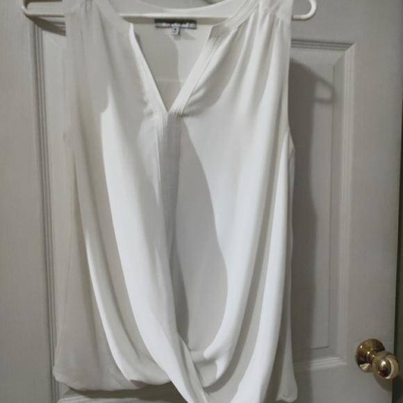White draped v-neck tank, sz S - Picture 2 of 6